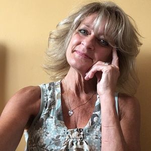 Meet your Posher, Marie-josée